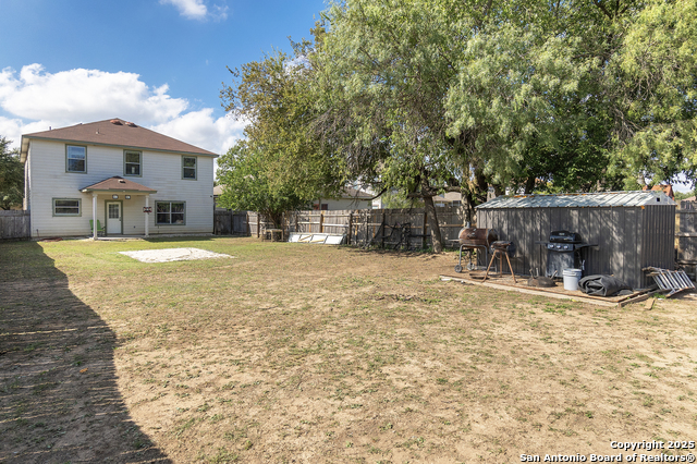 Listing photo id 38 for 9515 Nueces  