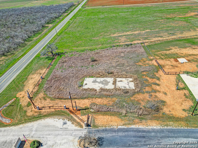 Image 2 of 13 For 101 Gentle Breeze