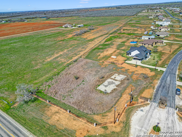 Image 6 of 13 For 101 Gentle Breeze