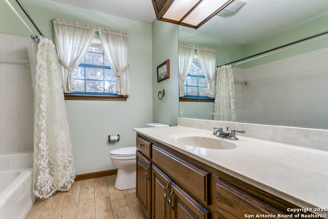 Listing photo id 14 for 31014 Sunlight