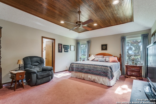 Listing photo id 16 for 31014 Sunlight