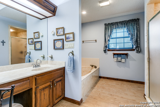 Listing photo id 17 for 31014 Sunlight