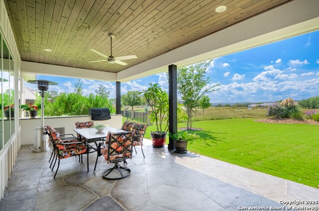 Listing photo id 31 for 1020 Cielo Dr