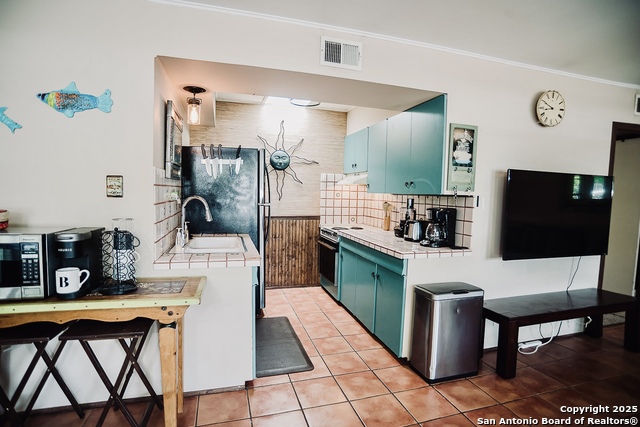 Image 12 of 17 For 221 Spyglass