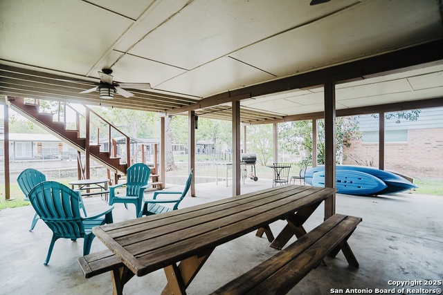 Image 4 of 17 For 221 Spyglass