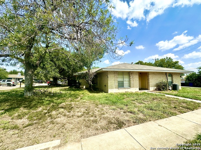 Image 4 of 7 For 5738 Stiffkey Dr