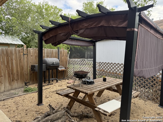 Image 10 of 11 For 302 Glenbrook