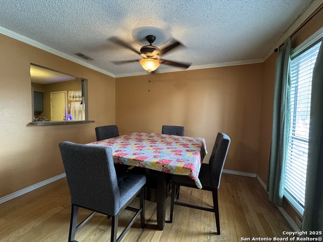 Image 4 of 11 For 302 Glenbrook