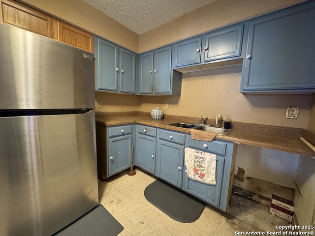 Image 5 of 11 For 302 Glenbrook