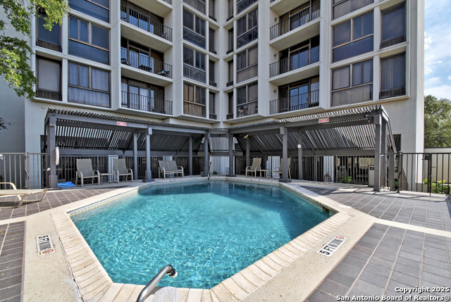 Listing photo id 30 for 7701 Wurzbach Rd  405