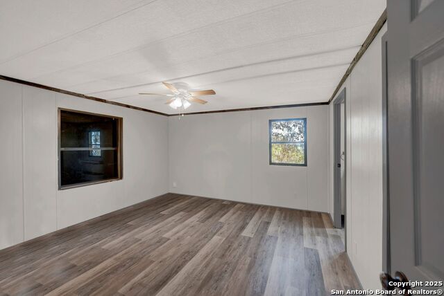 Image 22 of 37 For 245 Bandera  