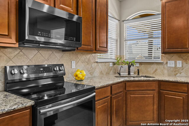 Image 10 of 43 For 518 Eldridge Dr