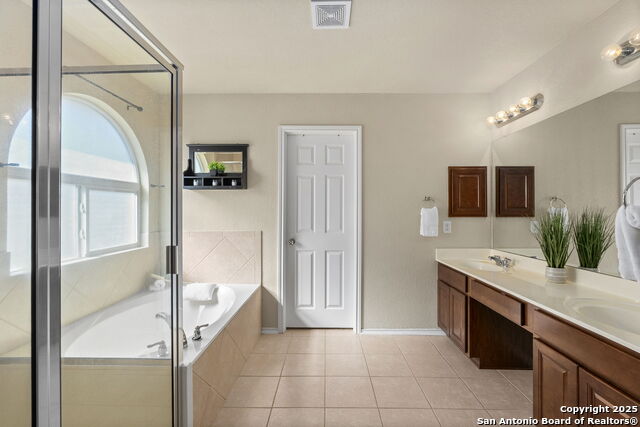 Image 22 of 43 For 518 Eldridge Dr