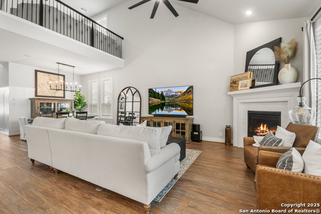 Image 10 of 48 For 203 Cimarron Creek