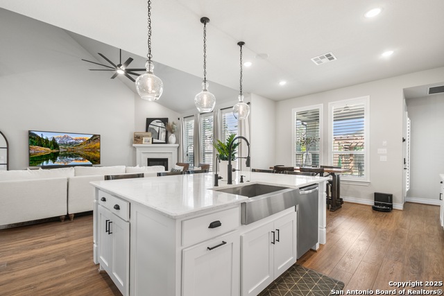 Image 12 of 48 For 203 Cimarron Creek