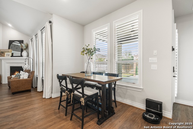 Image 14 of 48 For 203 Cimarron Creek