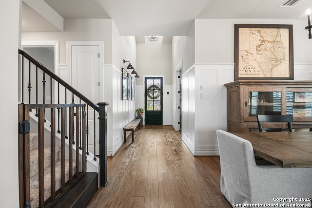 Image 3 of 48 For 203 Cimarron Creek