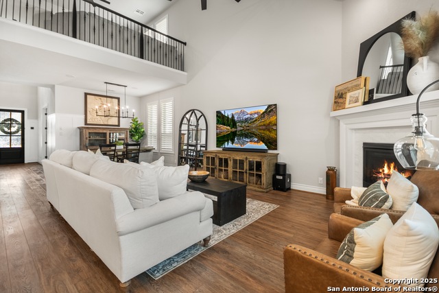 Image 8 of 48 For 203 Cimarron Creek