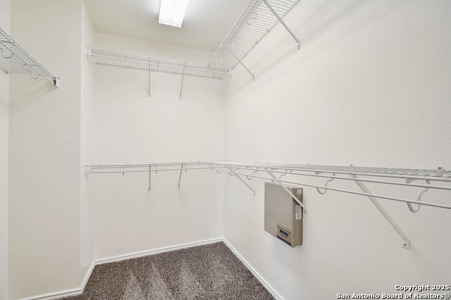 Listing photo id 8 for 10239 Round Rock