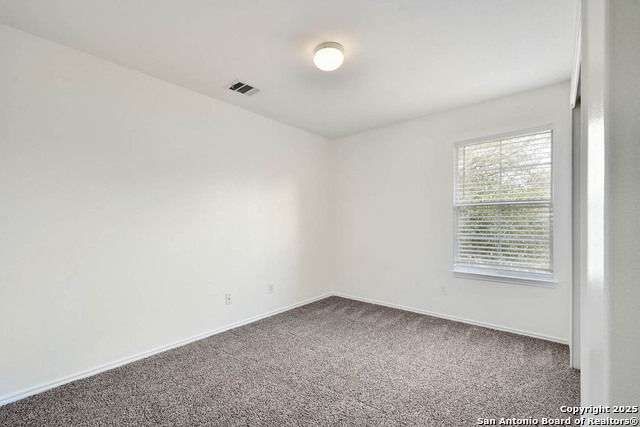 Listing photo id 12 for 10239 Round Rock