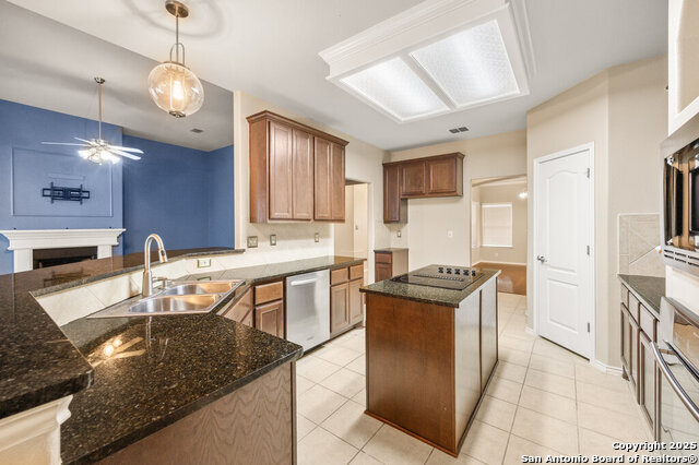 Image 13 of 33 For 24831 Cloudy Creek