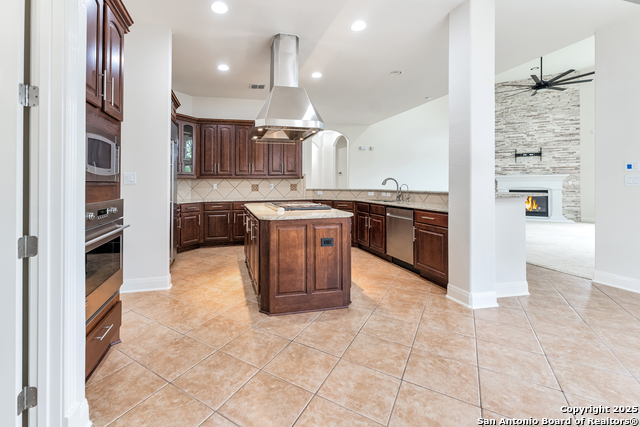 Image 14 of 30 For 24711 Faraday