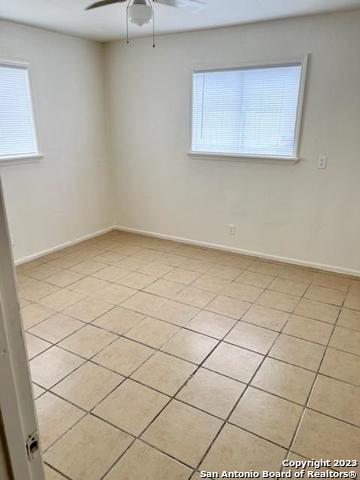 Image 7 of 13 For 144 Villaret Blvd W 134