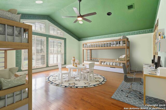 Image 34 of 38 For 519 Mission Viejo