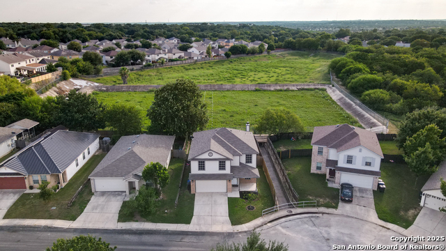 Listing photo id 25 for 13227 Hopkins Glade