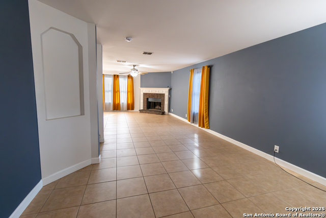 Listing photo id 6 for 13227 Hopkins Glade