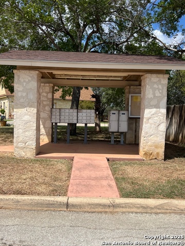 Image 10 of 10 For 20132 Kensington