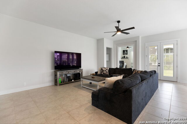 Listing photo id 9 for 462 Vamanos