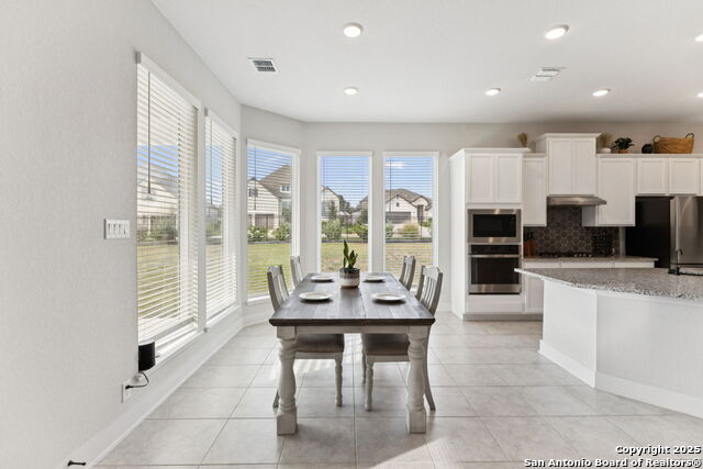 Listing photo id 11 for 462 Vamanos