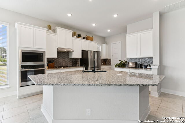 Listing photo id 16 for 462 Vamanos