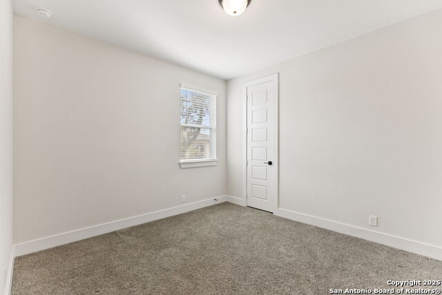 Listing photo id 36 for 462 Vamanos