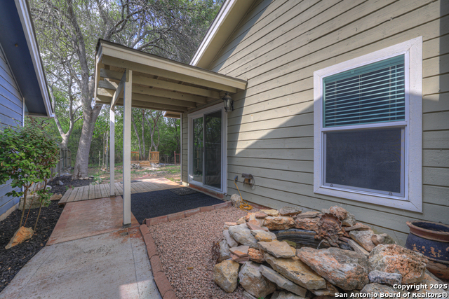 Image 14 of 21 For 3915 Chimney Springs