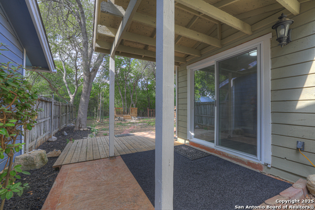 Image 15 of 21 For 3915 Chimney Springs