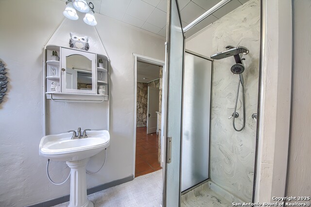 Image 38 of 44 For 6986 County Road 271