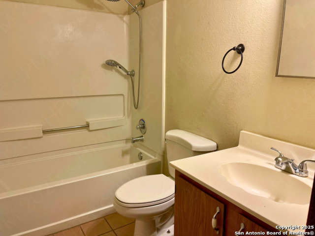 Image 10 of 18 For 7318 Hunters Raven