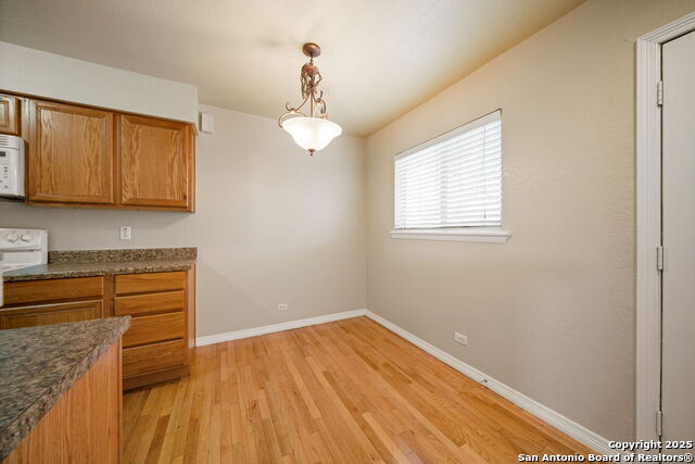 Image 15 of 30 For 255 Rampart Dr E 206