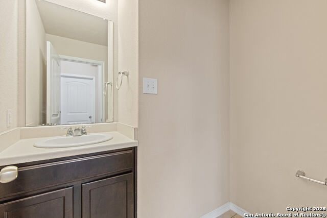 Listing photo id 16 for 12110 Kruth Pt