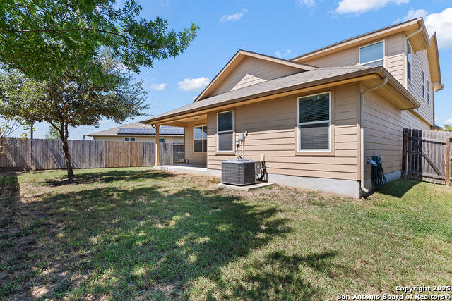 Listing photo id 35 for 12110 Kruth Pt