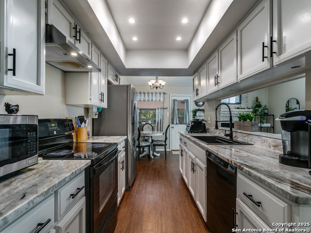 Image 8 of 25 For 6018 Royal Creek