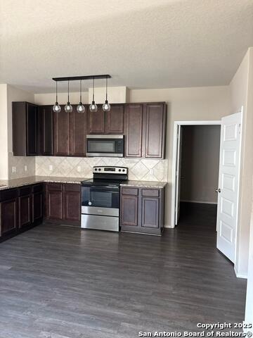 Image 6 of 20 For 9419 Trap Rock