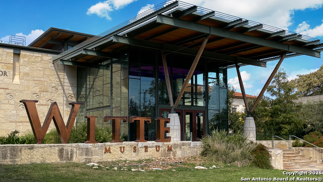 Image 11 of 13 For 2300 Nacogdoches Rd 203a