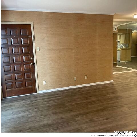 Image 3 of 13 For 2300 Nacogdoches Rd 203a