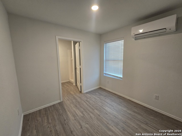 Image 6 of 16 For 7177 Elm Cove