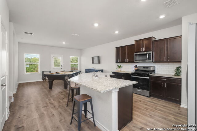 Image 11 of 36 For 4802 Sulphur