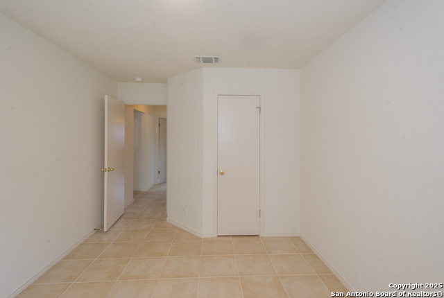 Listing photo id 2 for 8914 Timber Run