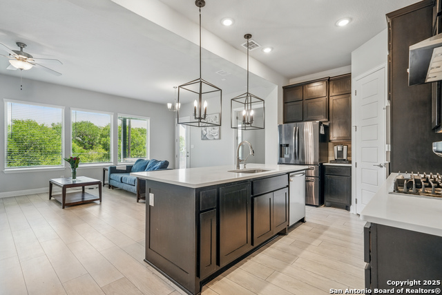 Image 12 of 34 For 355 Jereth